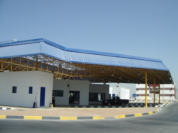 22. BUS WAITING STATION IN MUSSAFAH (3).JPG